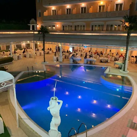 Grand Hotel Osman-2
